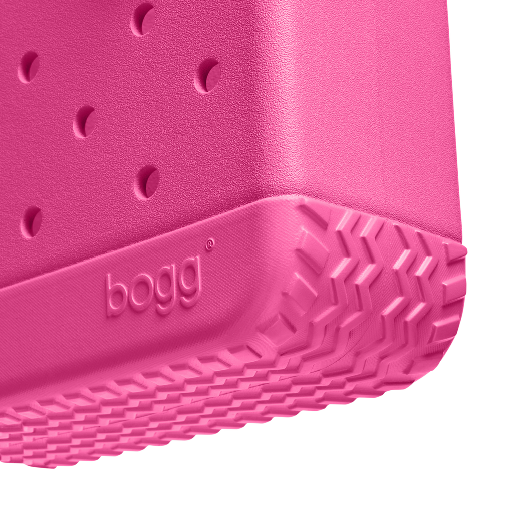 Bitty Bogg Bag - Haute Pink - Made to Travel