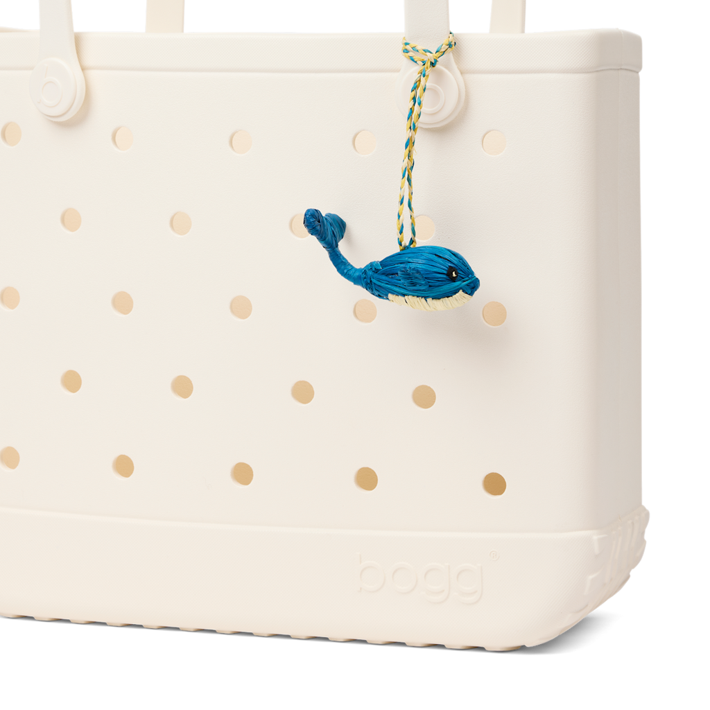 Bogg'd & Charmed  - Raffia Whale - Family Bag Energy